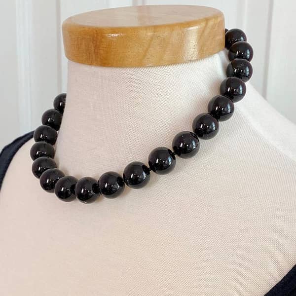 Pearl Bead Choker Necklace for Women - Elegant Statement Style