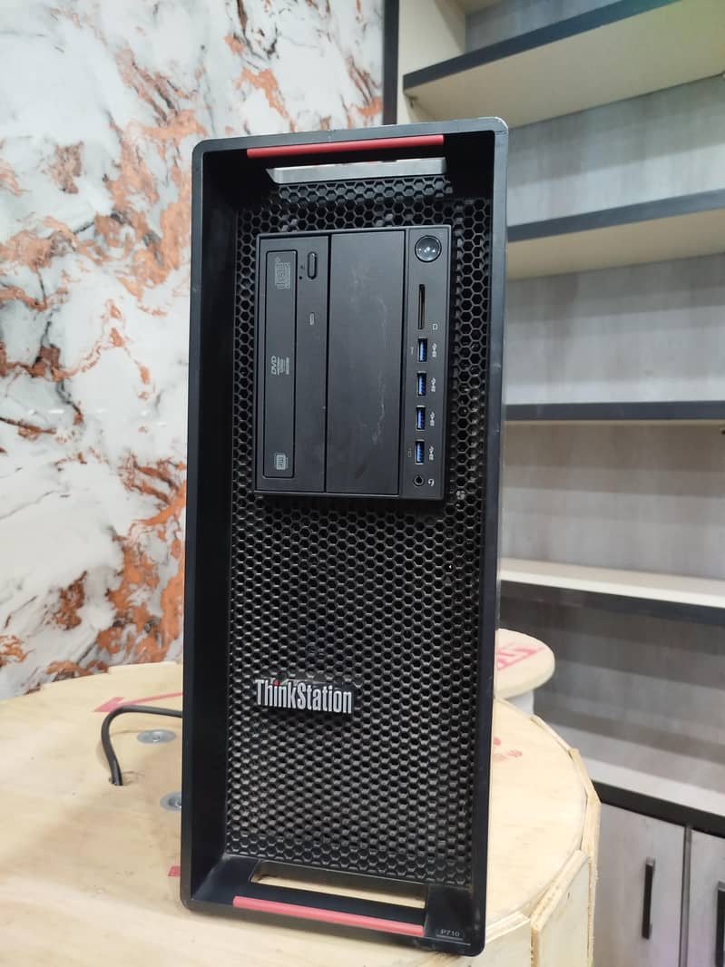 Lenovo workstation P710 - Workstations - 1106868309