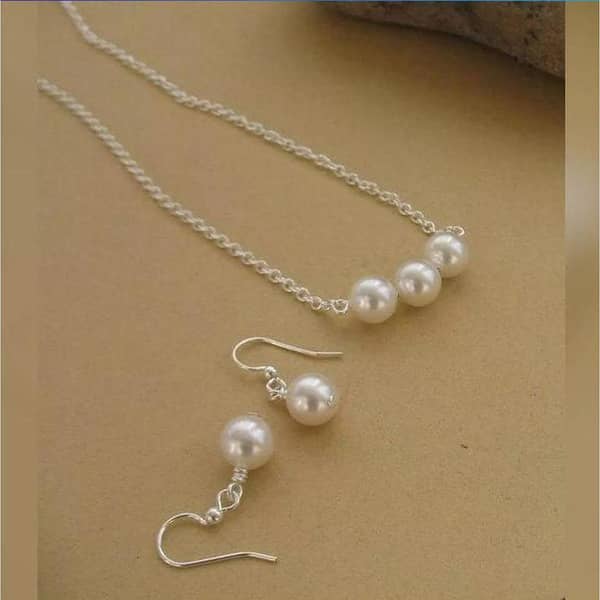 Kids' Necklace by Elegant - Simulated Pearl Design for Girls