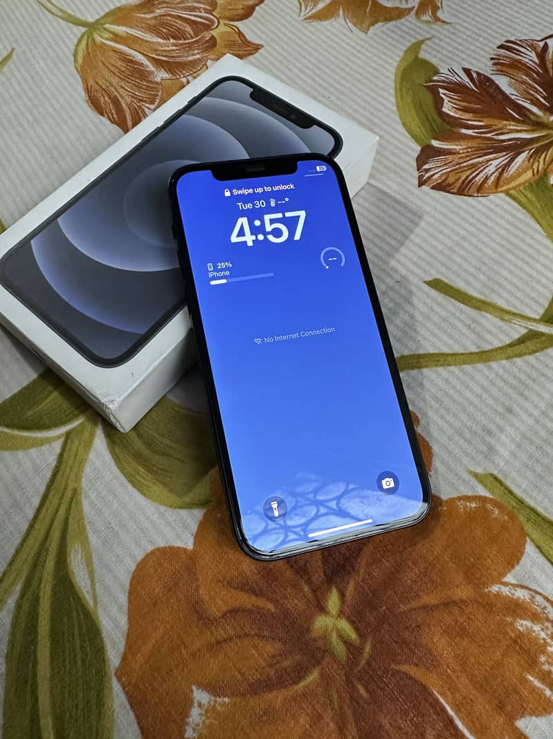 I phone 12jv non pta  condition 10 /10  With Box 0