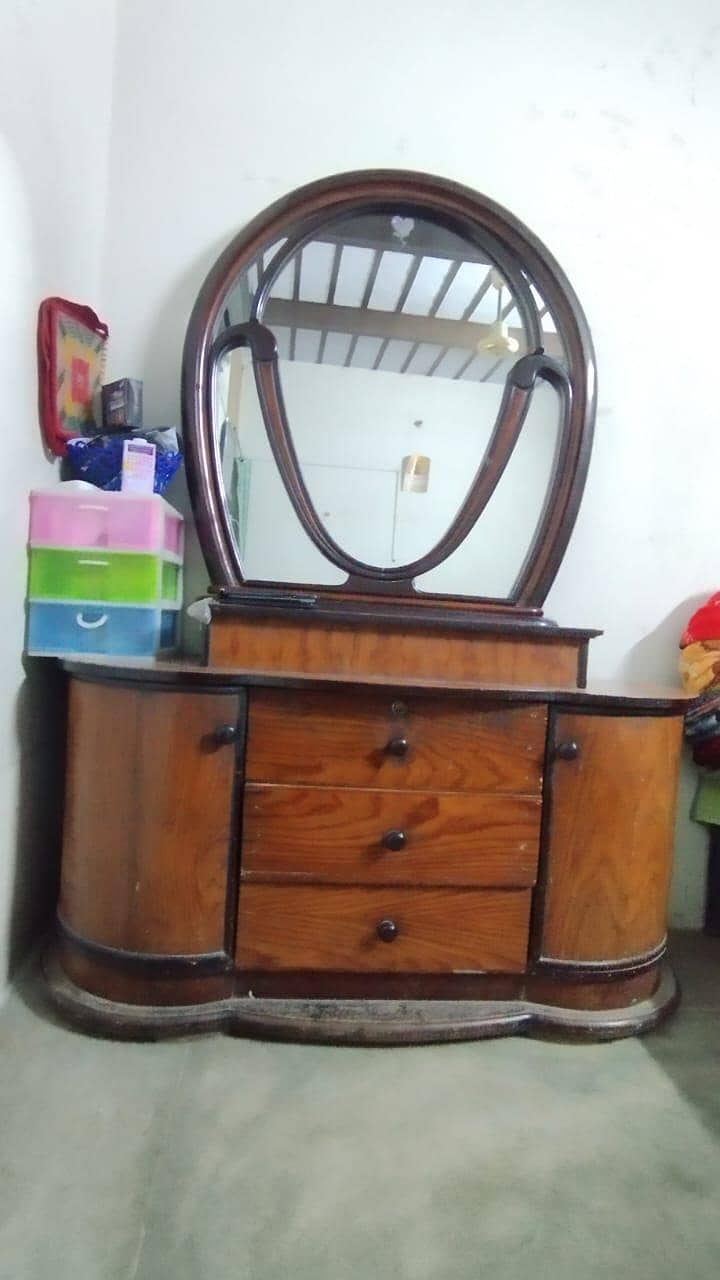 dressing table 2