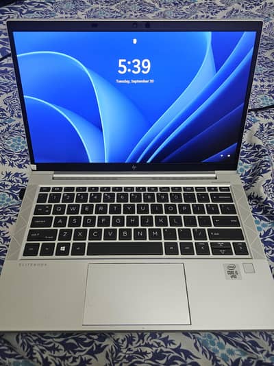 Hp elitebook 830 G7 10th Gen 16gb ram 256 SSD Core i5