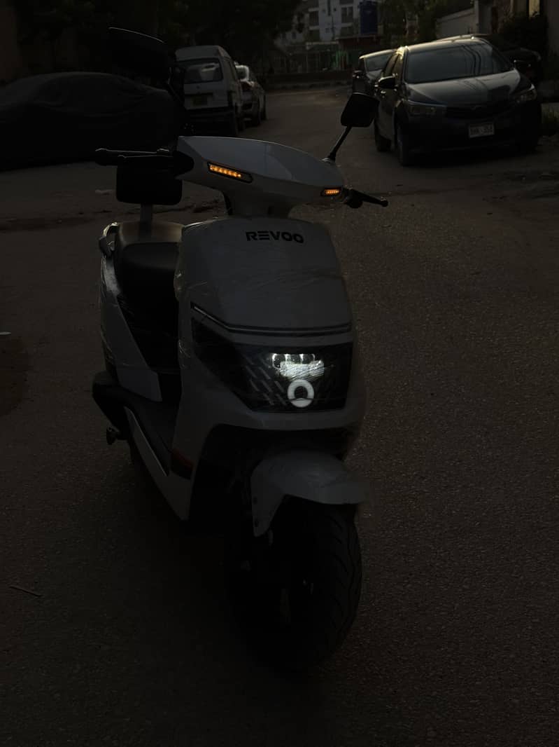 Revoo c03 3