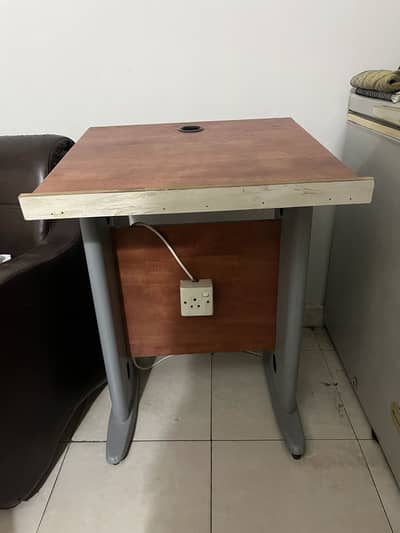 Computer table for sale