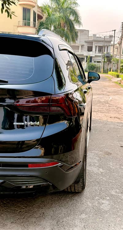 Hyundai Santa Fe Hybrid – Signature Variant (Fully Loaded)