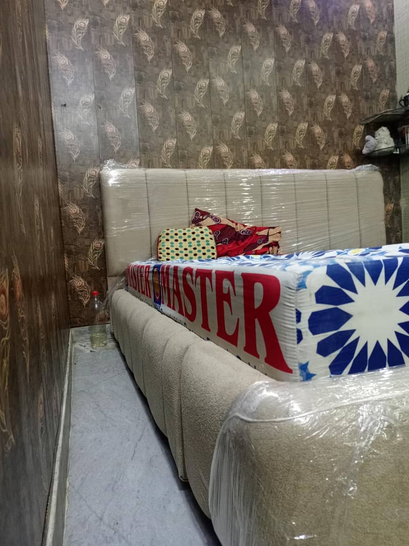 Bubble Bed/ King size Bed 4