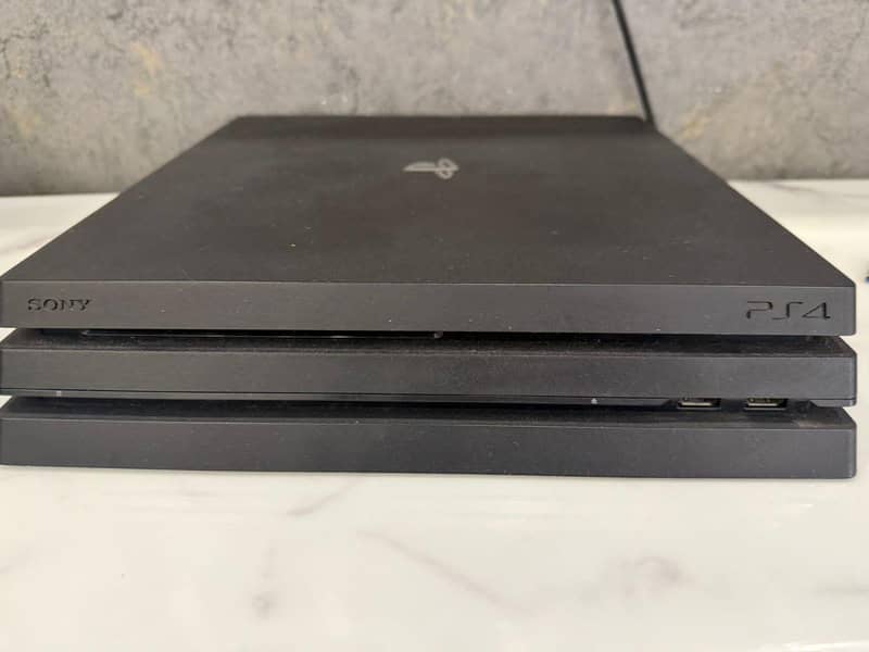 playstation 4 pro 9