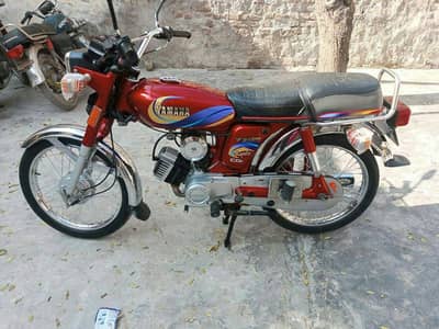 yamaha modal 2003 for sale totally original bike hai 2 no tyre  orihai