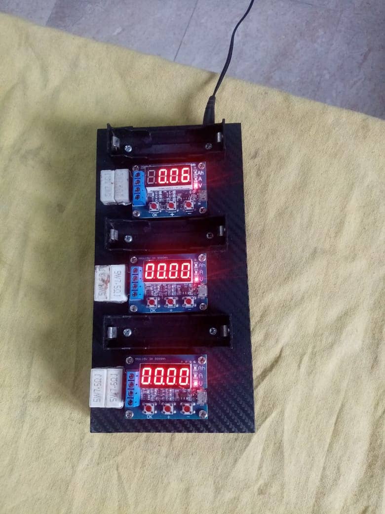 diy 18650 capacity tester 0