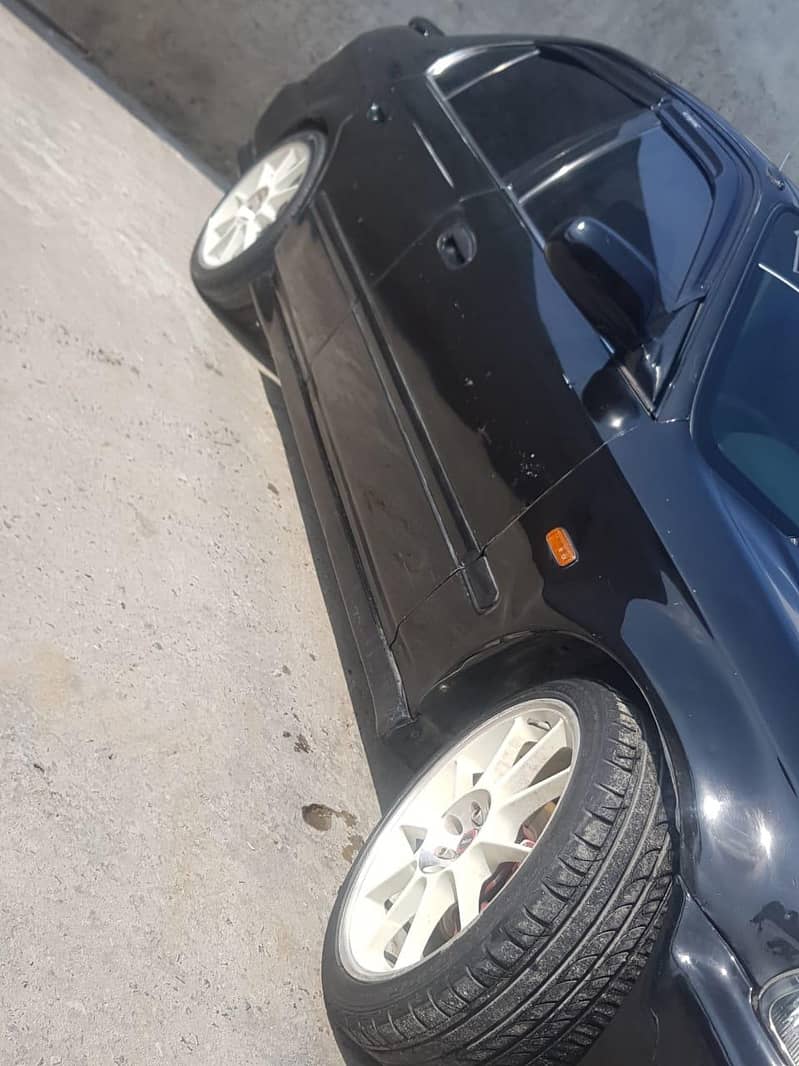 Honda Civic EXI Automatic 2