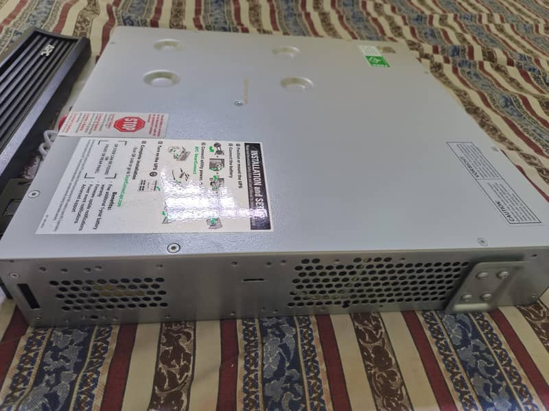 APC UPS 3