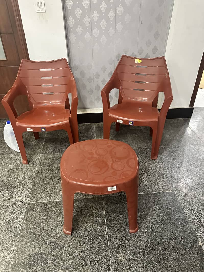 TWO CHAIRS WITH ONE TABLE 0