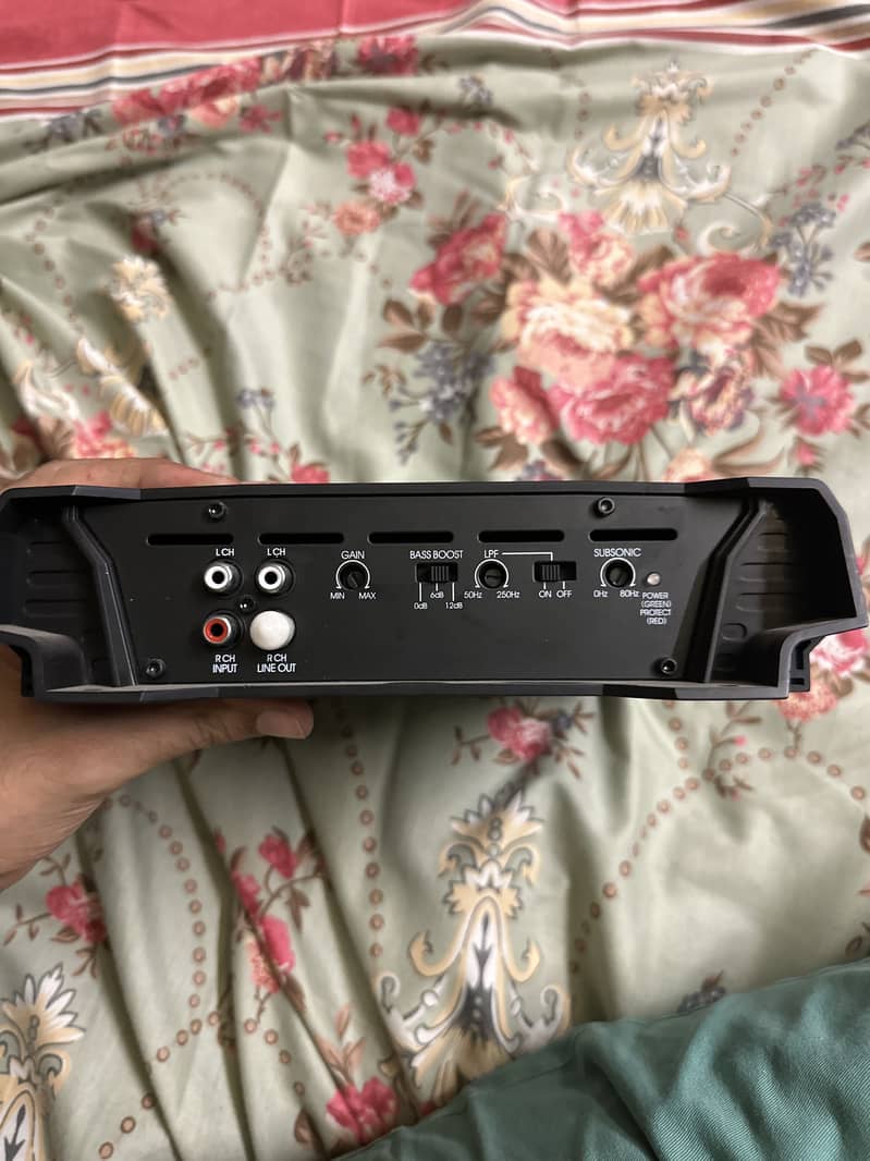 Car Mono Amplifier 2