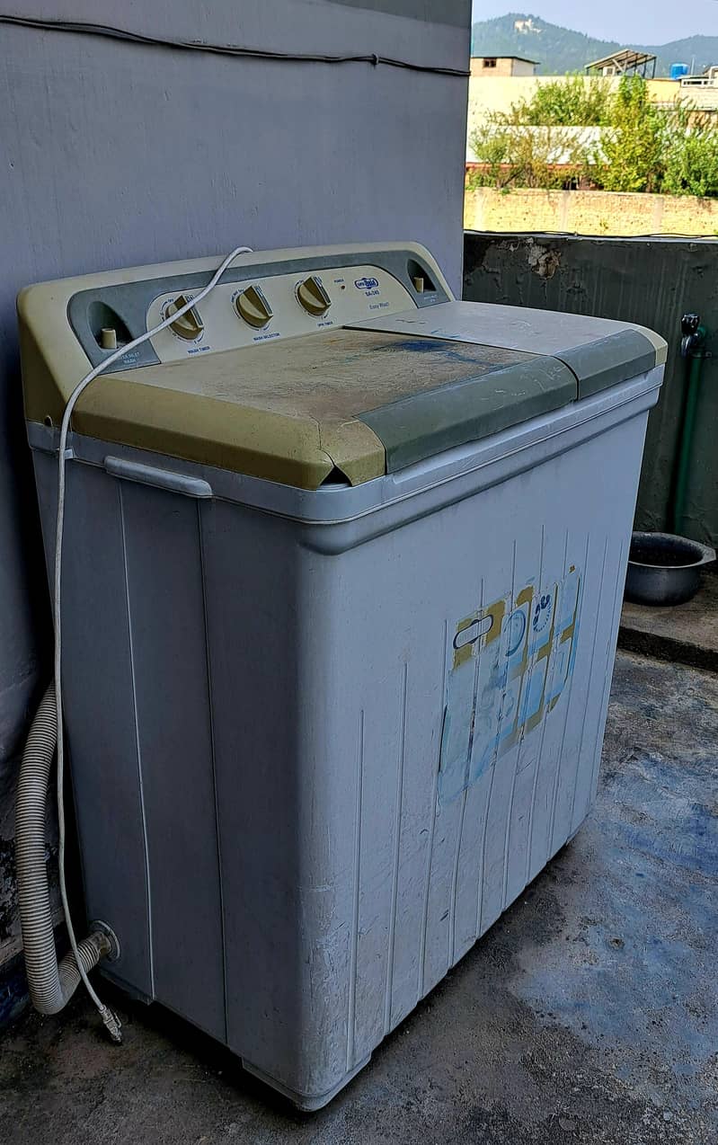 Washing machine with dryer 3
