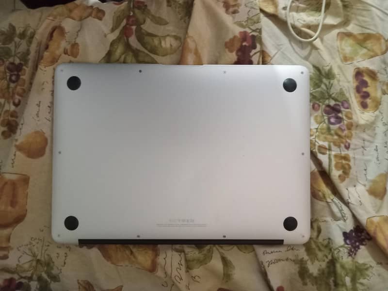 Macbook air early 2015 4