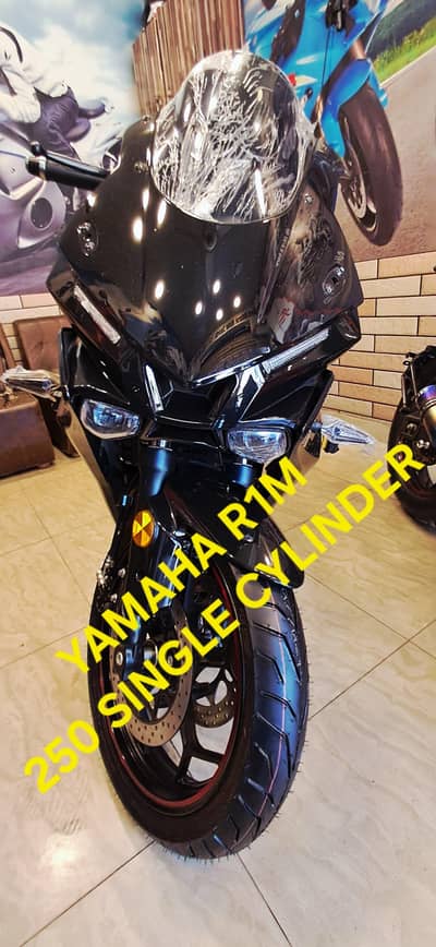 Yamaha R1M Replica Heavy Sports  Bike