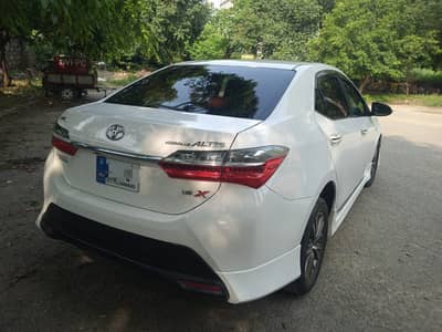 Toyota Corolla Altis 1.6X 2019