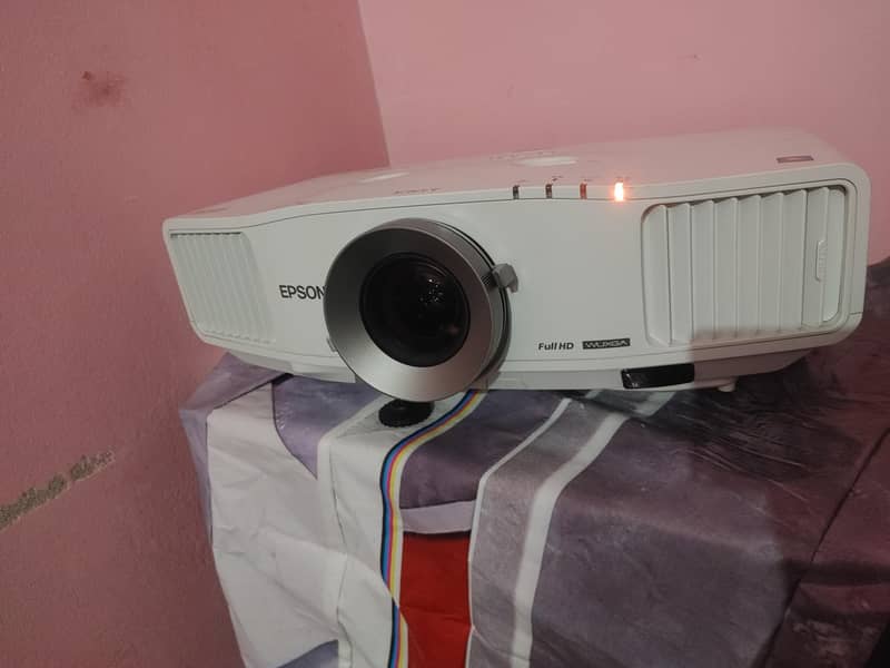 Epson projector 3