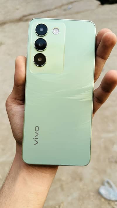 Vivo y100 8+8 256 All ok please read add 03002422926
