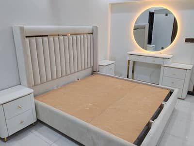 Bed / bed set / king size bed / double bed / poshish bed /Furniture