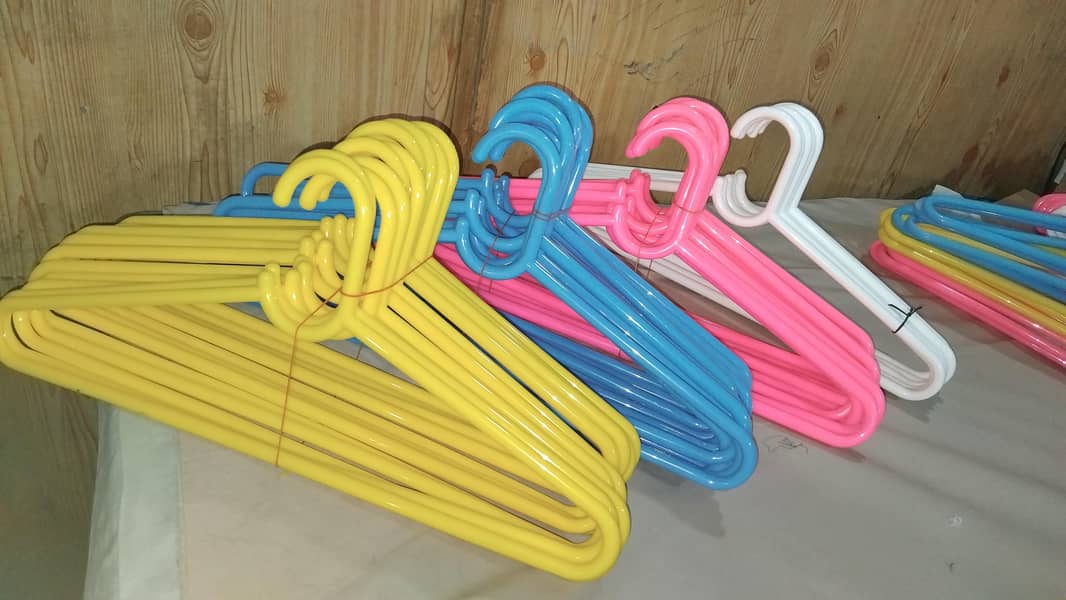 Hangers 0