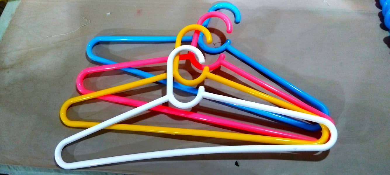 Hangers 3