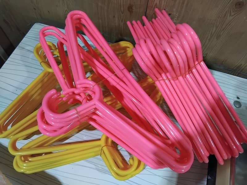 Hangers 4
