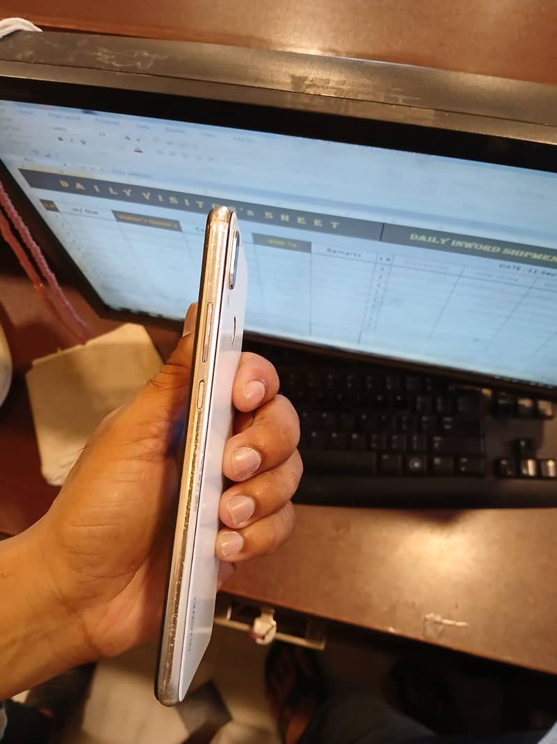 Huawei NOVA3i 1