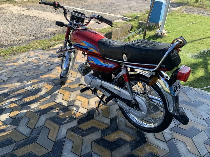 Yamaha Dhoom cd 70 5