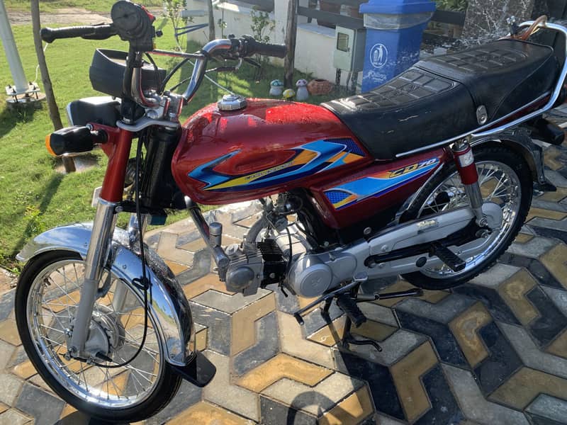 Yamaha Dhoom cd 70 6