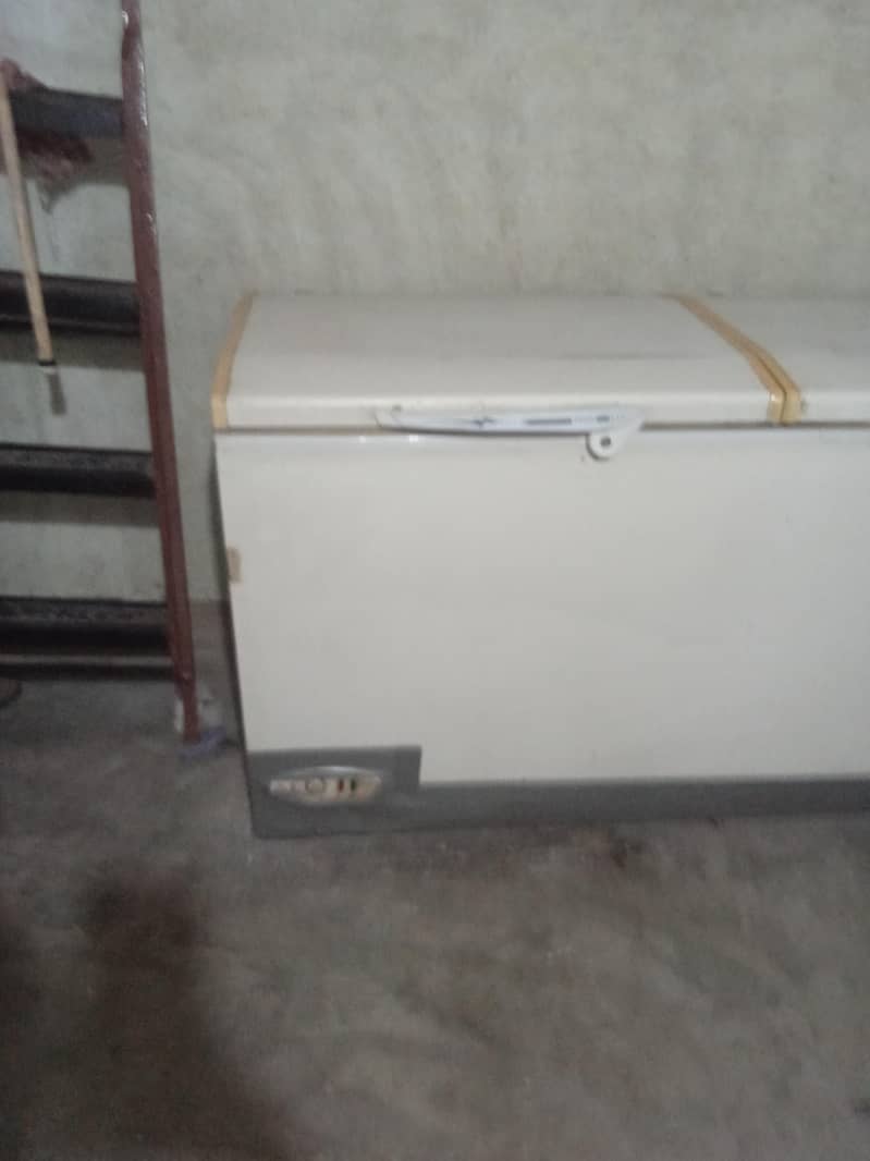 deep freezer 1