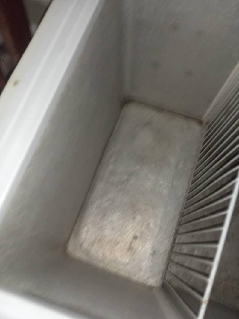 deep freezer 8