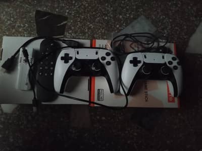 Android TV Game Stick | 2 Wireless Controller's | 10'000 + Games |