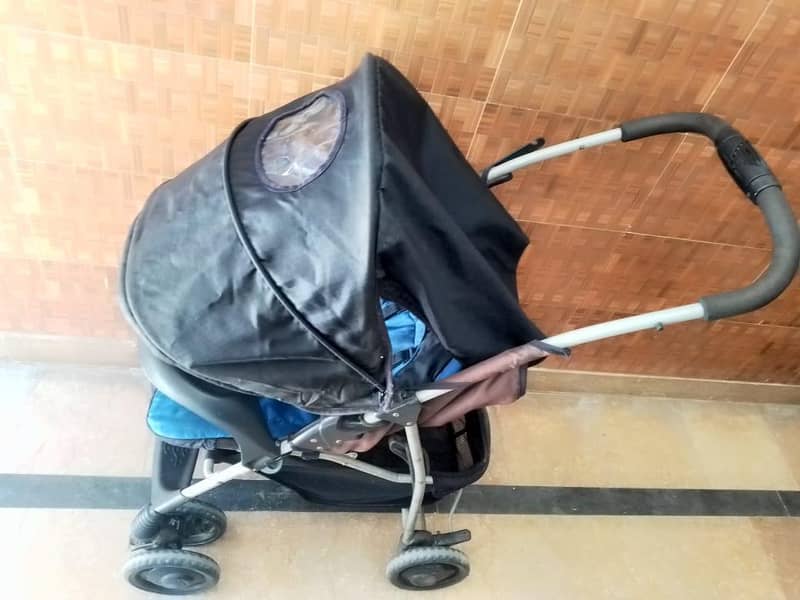 blue and black imported pram stoler 3