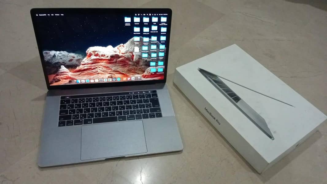 Mac book Pro 2016 (15 inch) 2