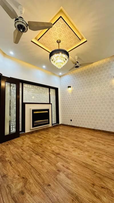 Wallpaper, Wall Sheet, Beautiful Wall, PVC Fabric Wallpaper, Moldings