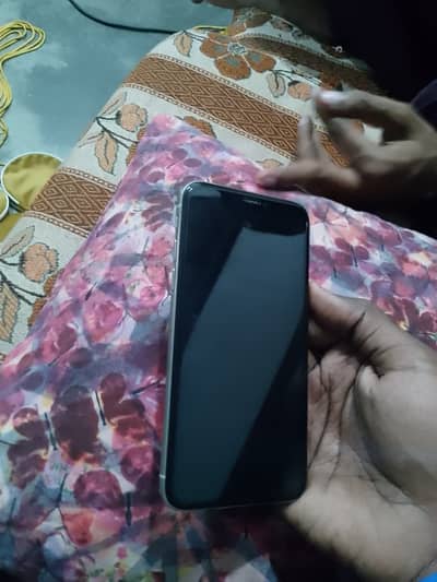 iPhone xs pta approved