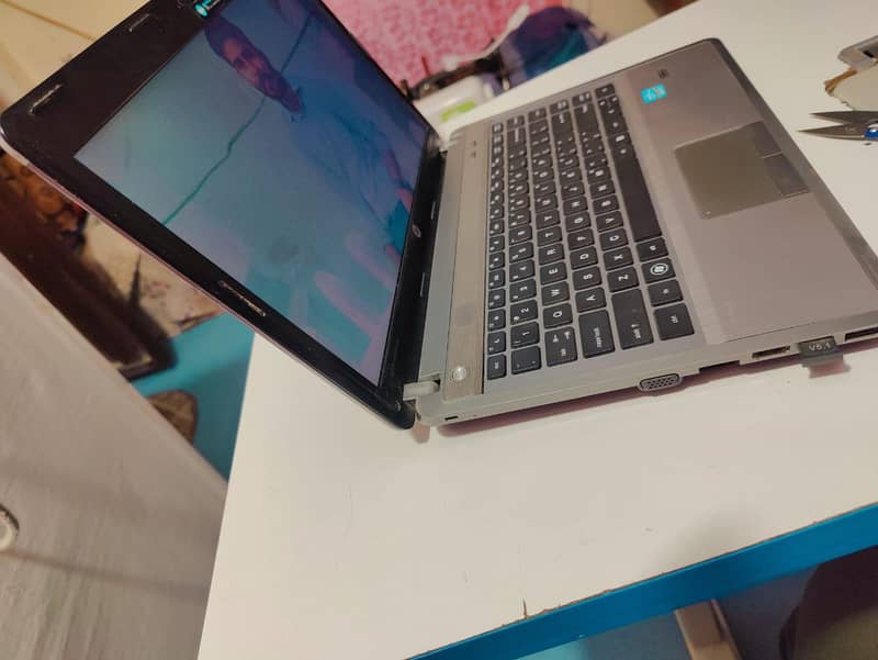 HP i3 3rd gen 1
