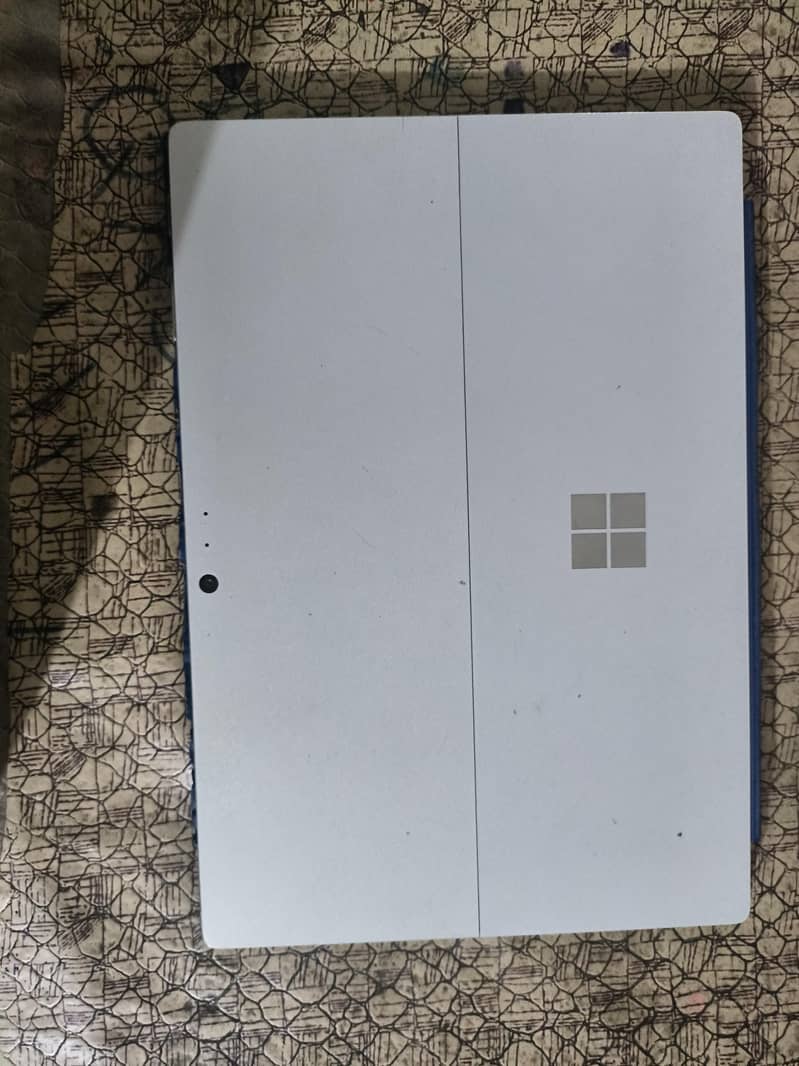 MICROSOFT SURFACE PRO 4 0