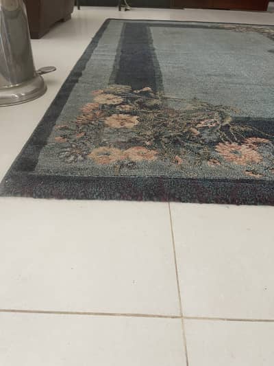 Rug used 8ft by 5ft good condition