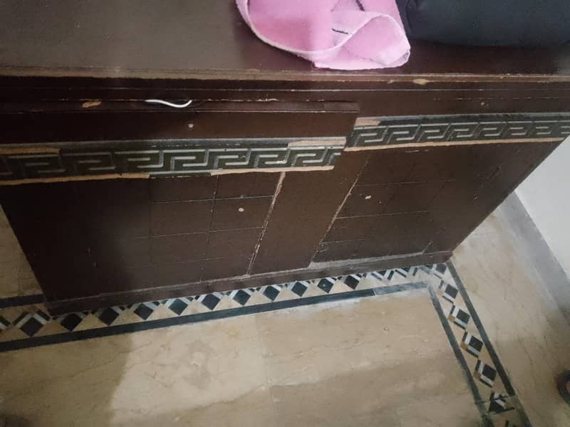 bed side table or dressing 3