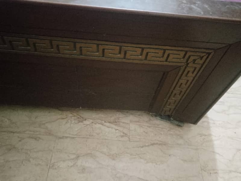 bed side table or dressing 5