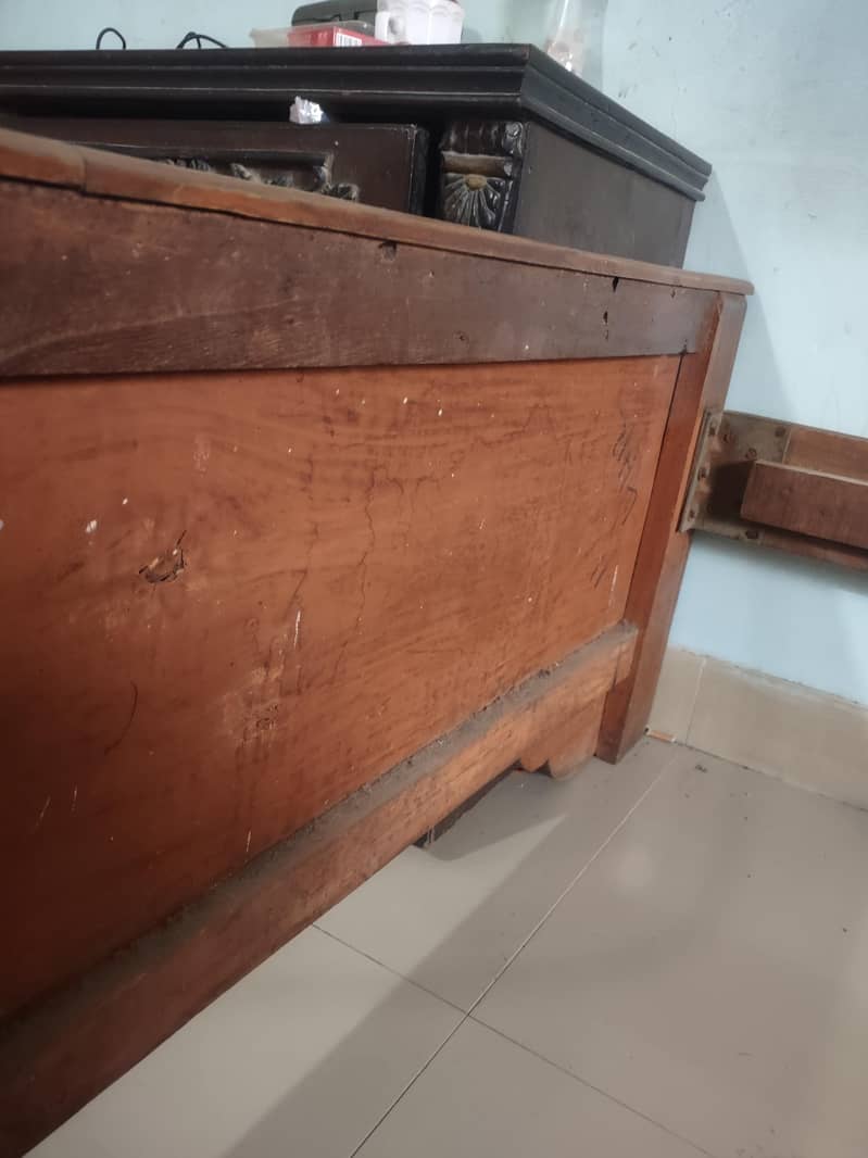 bed queen size 3
