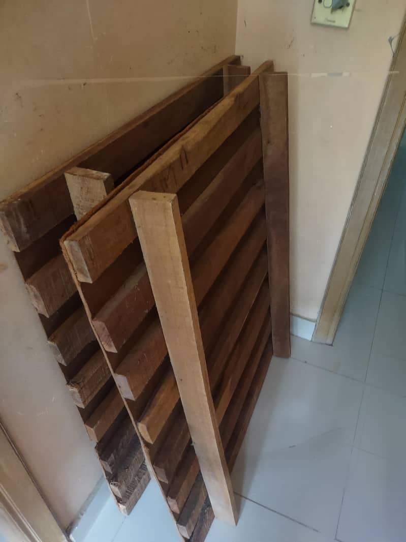 bed queen size 4