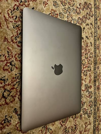 Apple MacBook Early 2015 12 inch Laptop