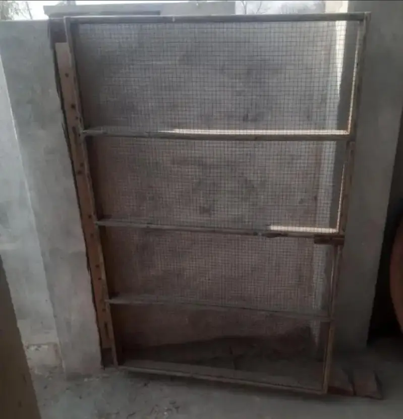 iron door 85oo . . deyar net door 6 fott 45oo . small door 1000 ka 1 — photo 4