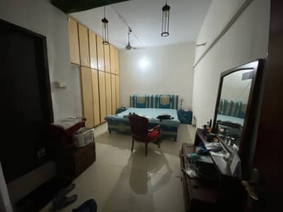 Furnished room