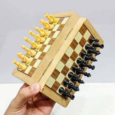 AJEDREZ No. 1 MIni Vintage Magnetic Travel Chess Set | Made in Spain