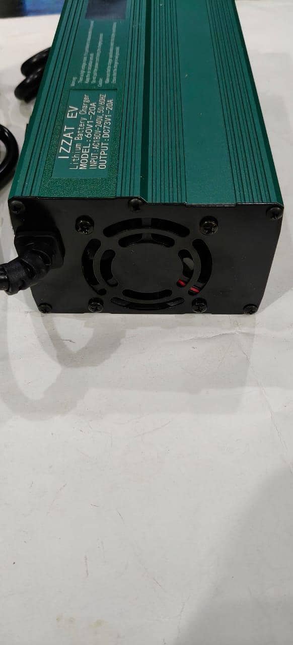 Electric bike E bike Throttle Battery charger 48v 60v 72v 5A 8A 10A 11