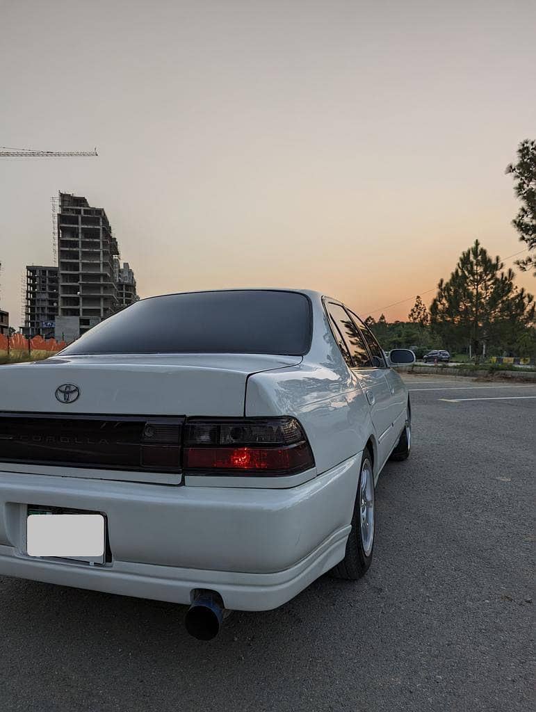 Indus corolla 2001 model 5